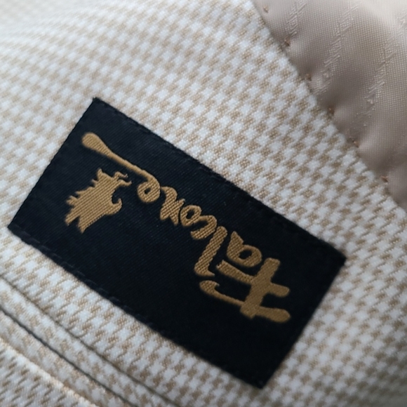 Mens suits - Picture 4 of 4